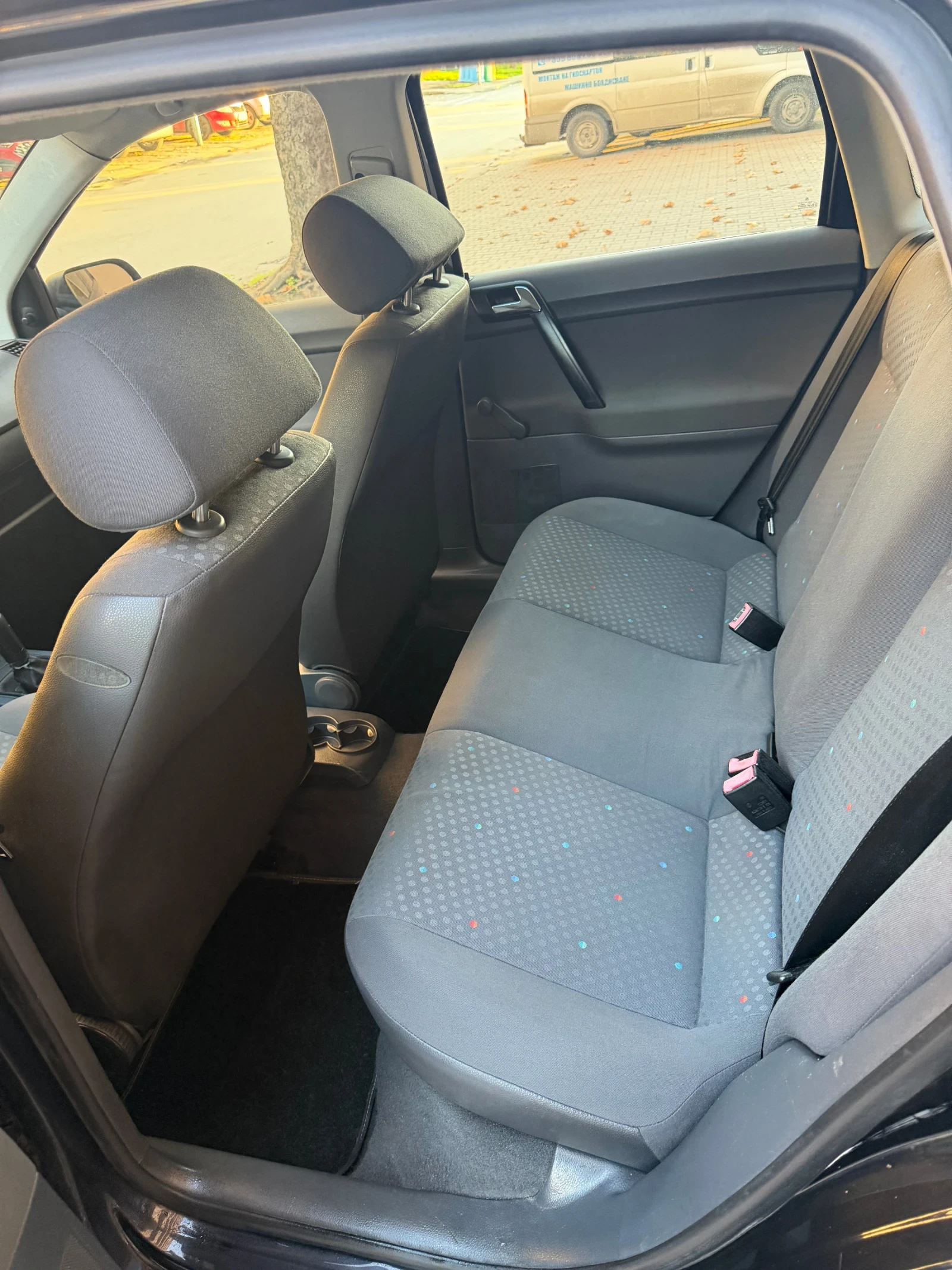 VW Polo  - изображение 8