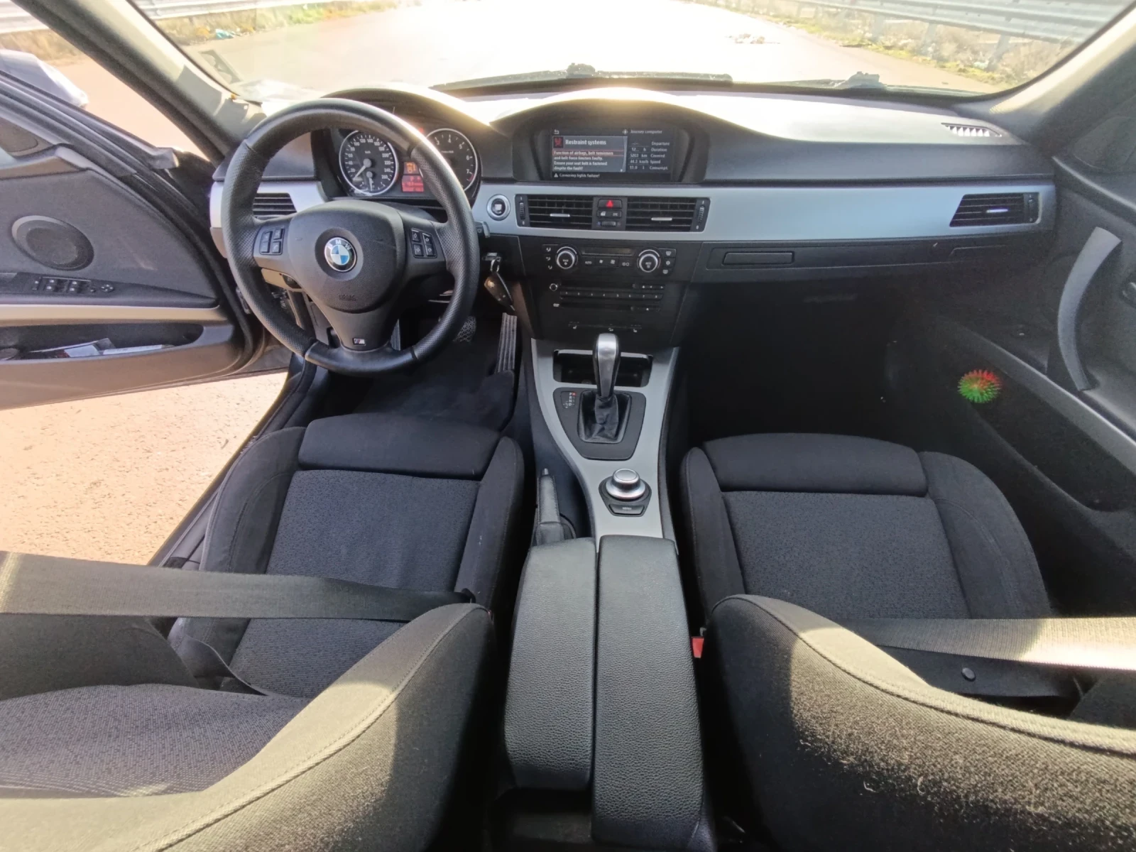 BMW 325 Xdrive I. - изображение 10