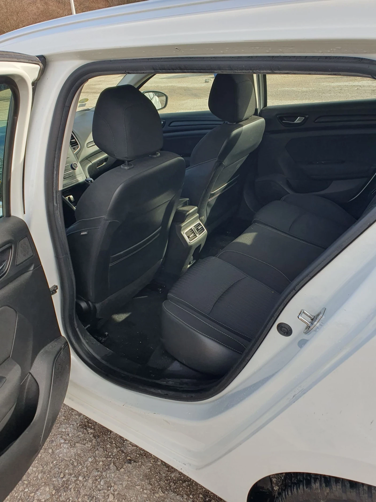 Renault Megane Renault Megane 1.5DCI - изображение 10