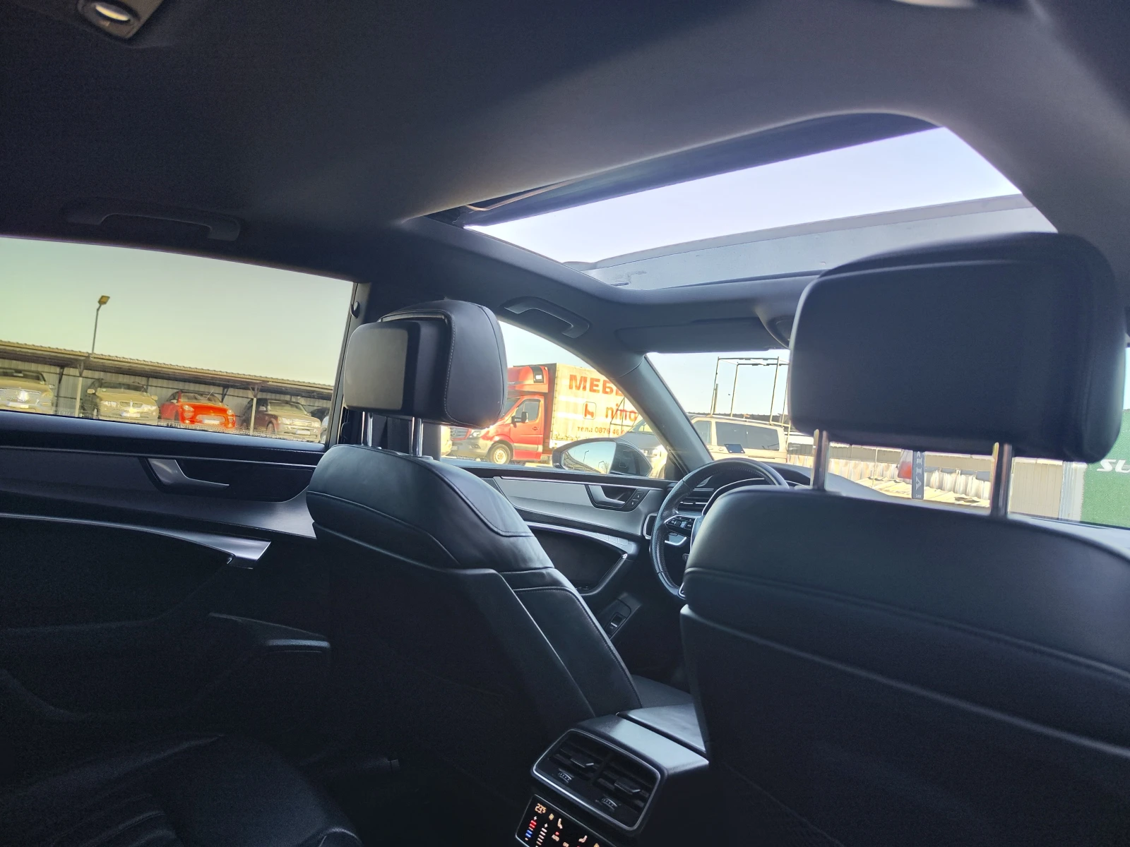 Audi A7 SLINE* PANORAMA* PODGREV* LAZER* 360CAM* DISTR* LI, снимка 8 - Автомобили и джипове - 54113168