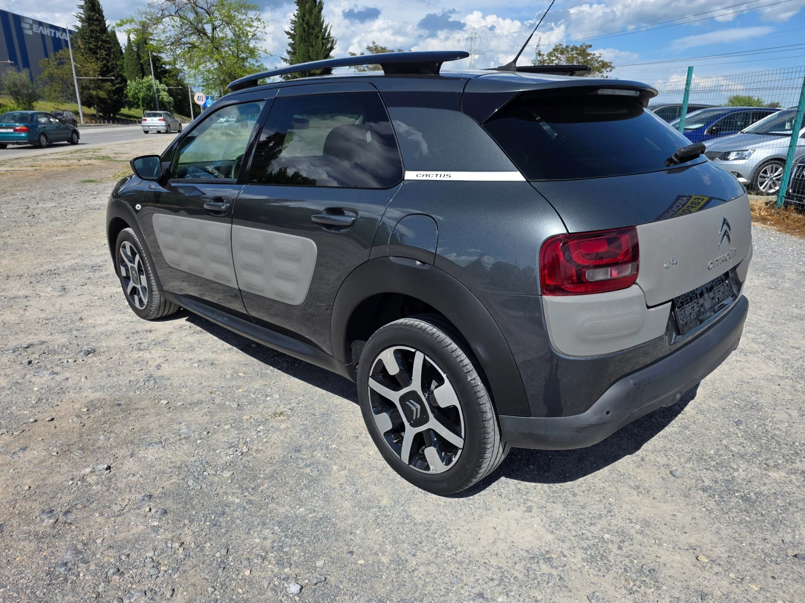 Citroen C4 Cactus 1.6 HDI AUTOMAT , снимка 7 - Автомобили и джипове - 54526218