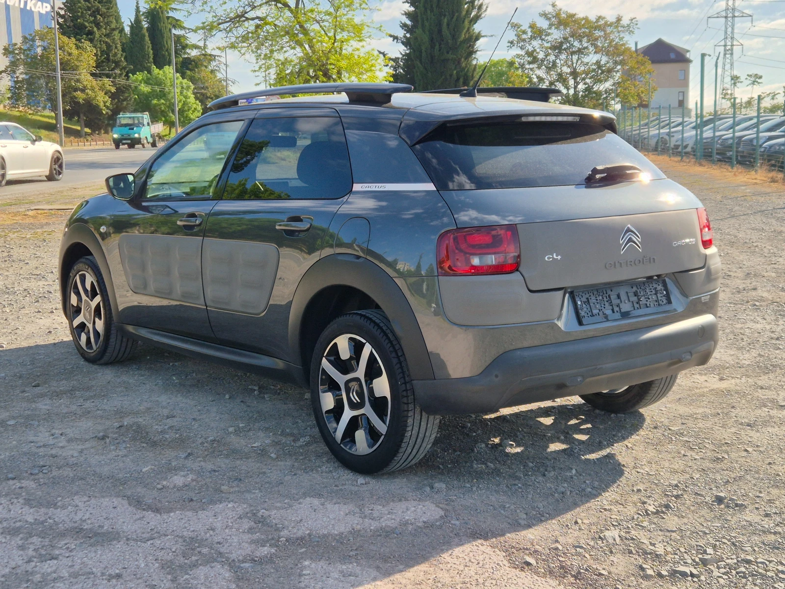 Citroen C4 Cactus 1.6HDI Автомат, снимка 3 - Автомобили и джипове - 54526218