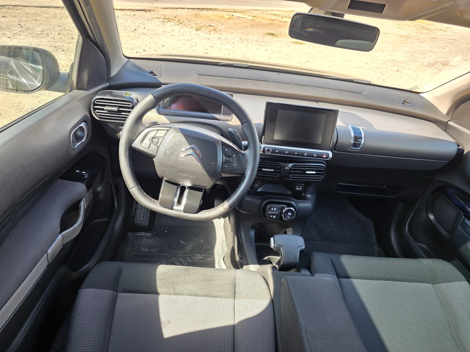 Citroen C4 Cactus 1.6 HDI AUTOMAT , снимка 11 - Автомобили и джипове - 54526218