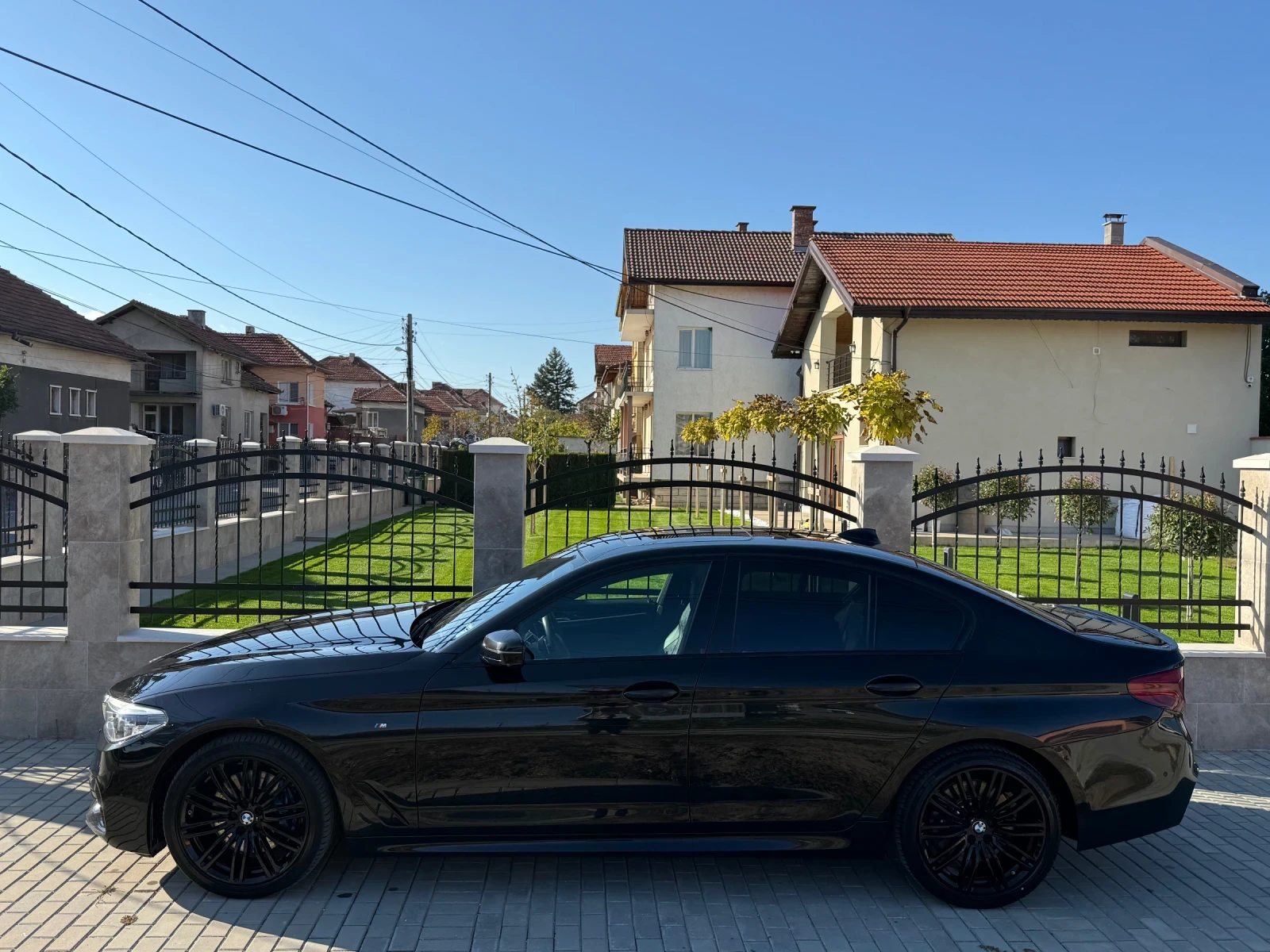 BMW 530 xDrive, снимка 3 - Автомобили и джипове - 54595515