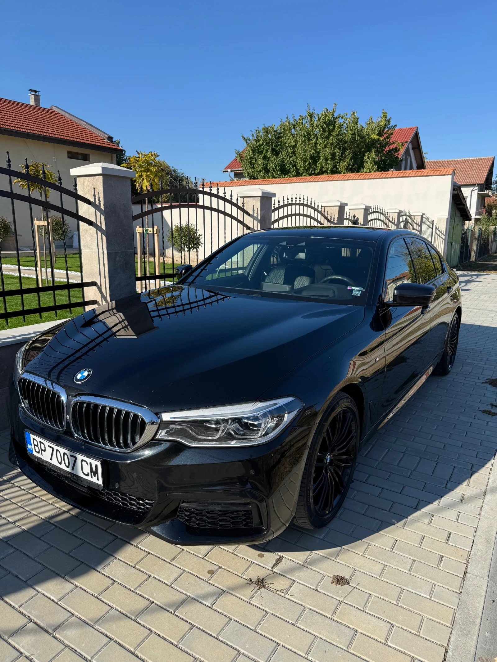 BMW 530 xDrive, снимка 2 - Автомобили и джипове - 54595515