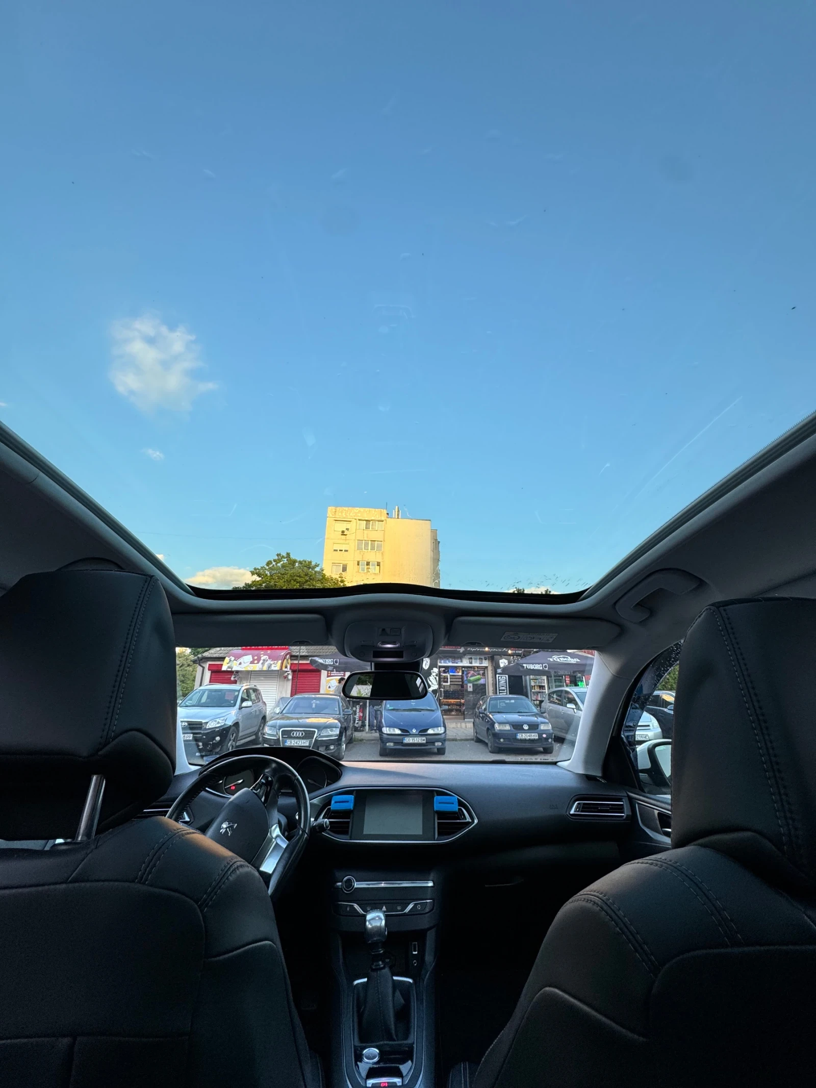 Peugeot 308 GT line с всички екстри за модела, снимка 8 - Автомобили и джипове - 54879129