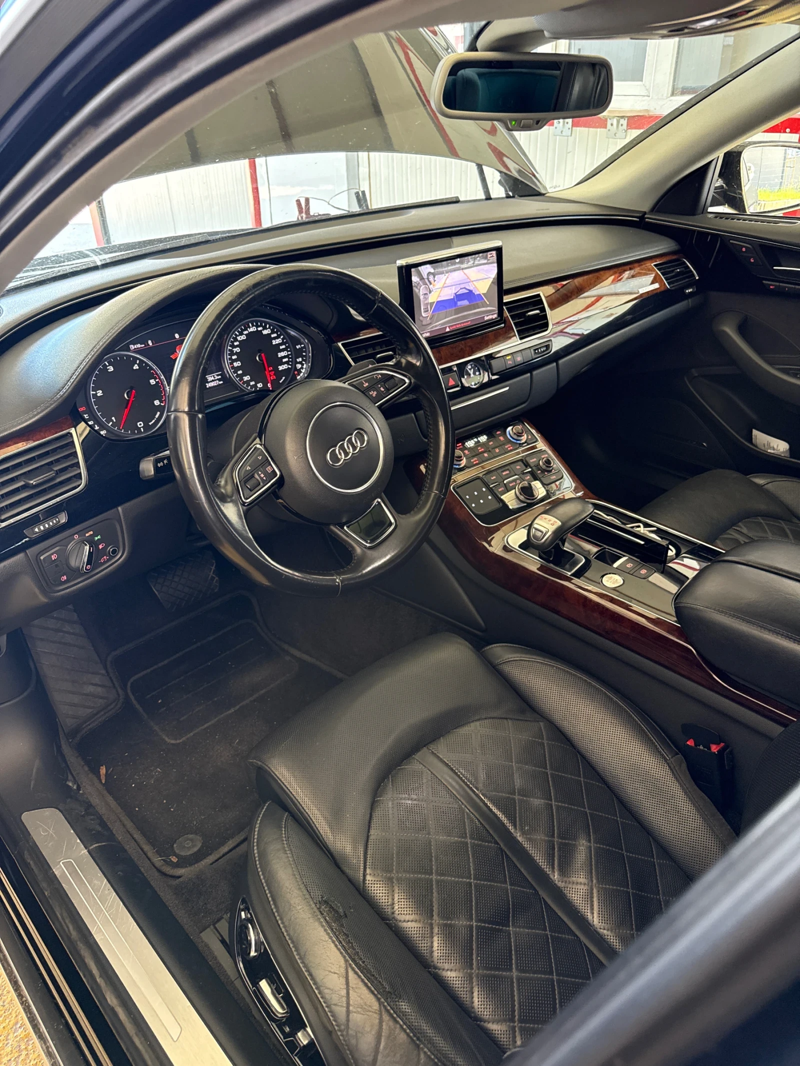Audi A8, снимка 8 - Автомобили и джипове - 54900481
