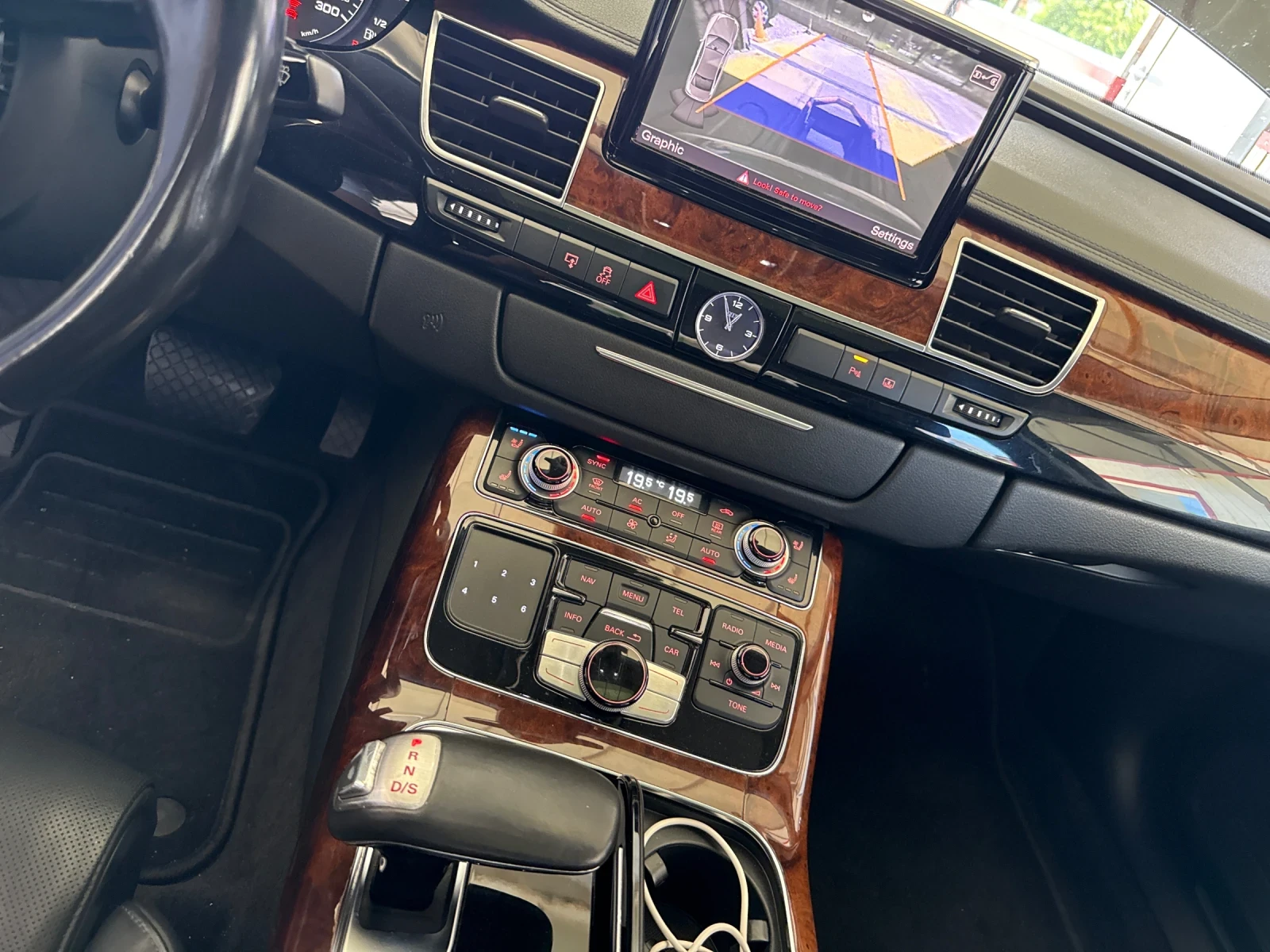 Audi A8, снимка 9 - Автомобили и джипове - 54900481