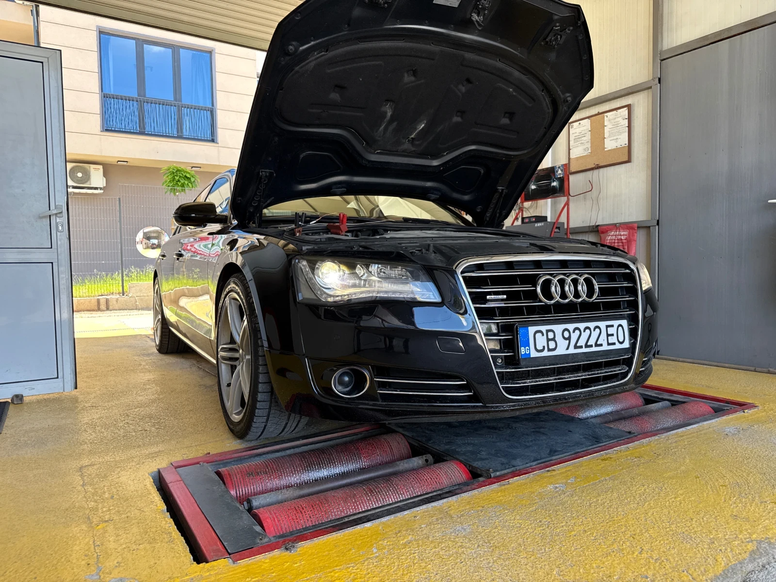 Audi A8