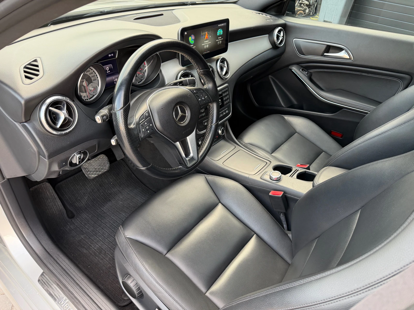 Mercedes-Benz CLA 200 #PANORAMA#PODGREV#MULTIMED#, снимка 9 - Автомобили и джипове - 55095618