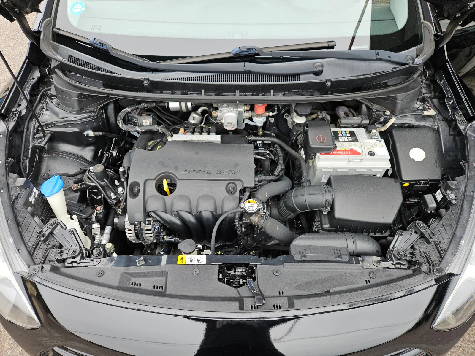Hyundai I30 1.4I/GPL/100k.c/6ск/LED/КАМЕРА/NAVI/БЛУТУТ/EURO 5B, снимка 8 - Автомобили и джипове - 55444576