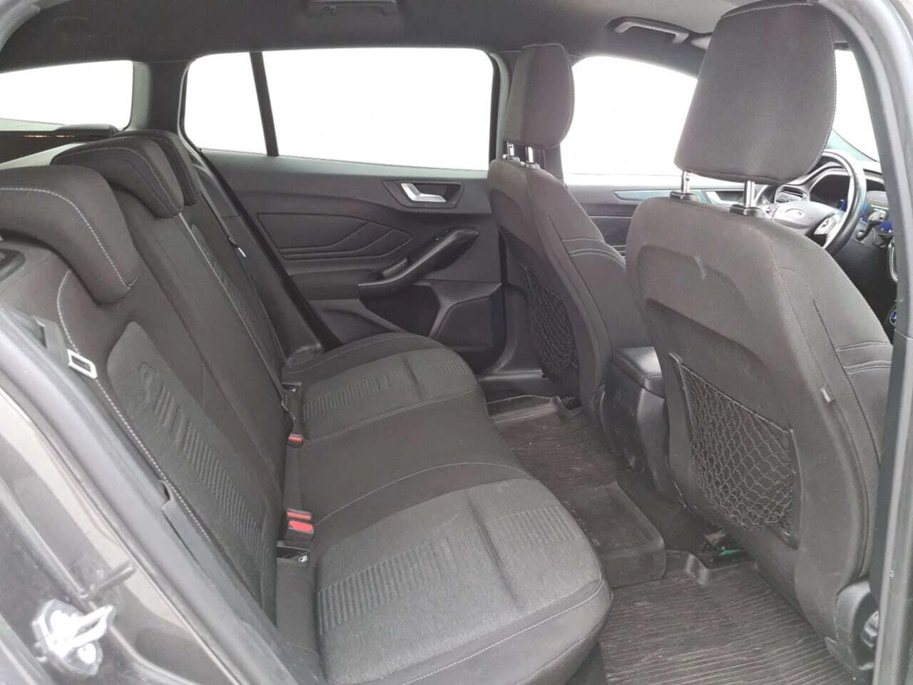 Ford Focus 2.0 ST Line X, снимка 7 - Автомобили и джипове - 55613397