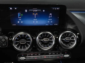 Mercedes-Benz GLA 250 z GLA 250 4MATIC* AMG LINE* BURMESTER* ПАНОРАМА* , снимка 12