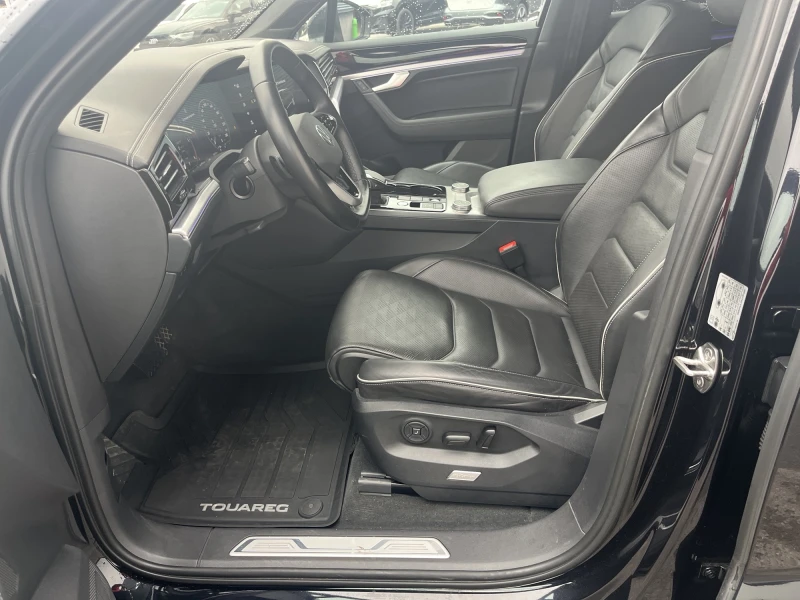 VW Touareg Elegance, снимка 7 - Автомобили и джипове - 48291243