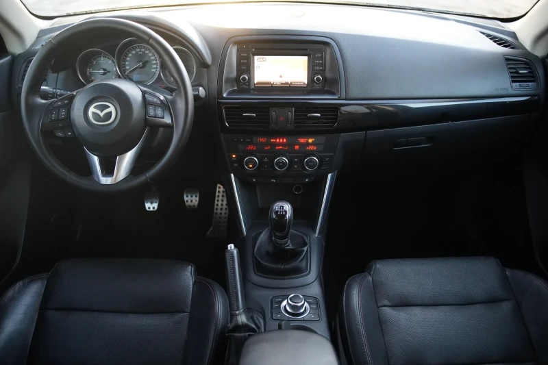 Mazda CX-5 2.2D / 4x4 / Нави / Кожа с подгрев / Обслужена , снимка 9 - Автомобили и джипове - 48742391