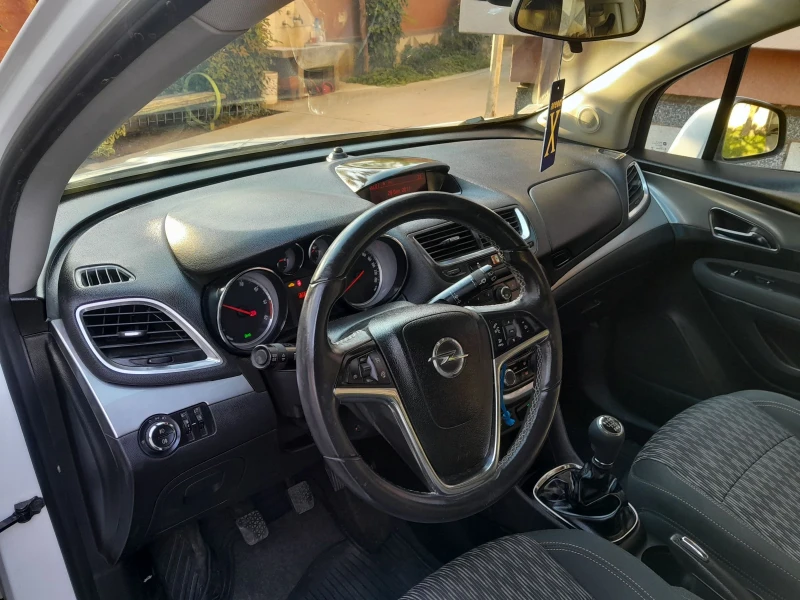 Opel Mokka 1.7, снимка 13 - Автомобили и джипове - 52573220