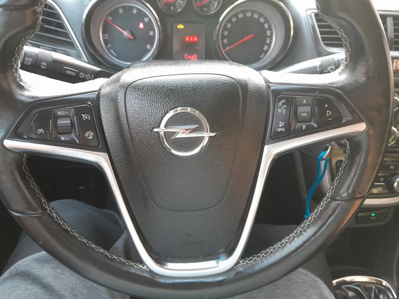 Opel Mokka 1.7, снимка 8 - Автомобили и джипове - 52573220