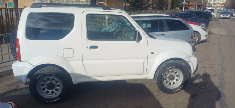 Suzuki Jimny, снимка 7 - Автомобили и джипове - 52001494