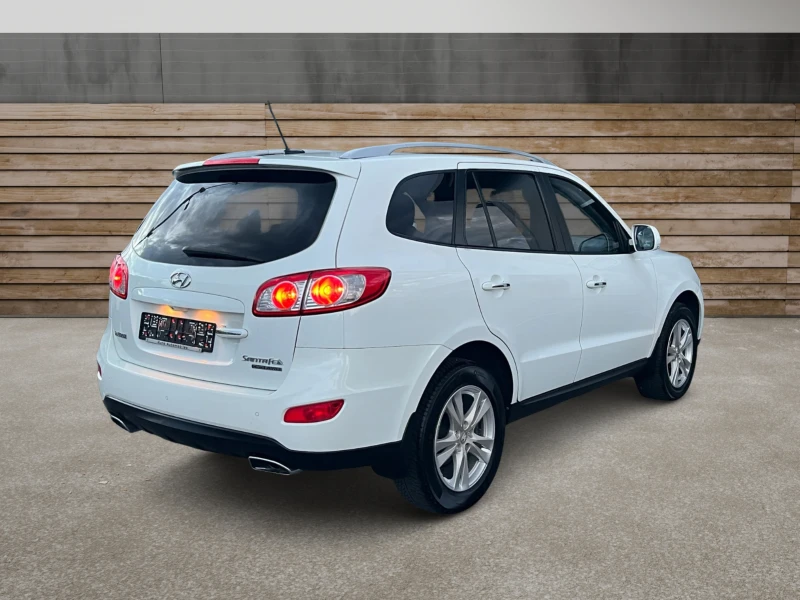 Hyundai Santa fe 2.2CRDi 4x4 Style ПРОЧЕТИ ОПИСАНИЕТО, снимка 6 - Автомобили и джипове - 52506039