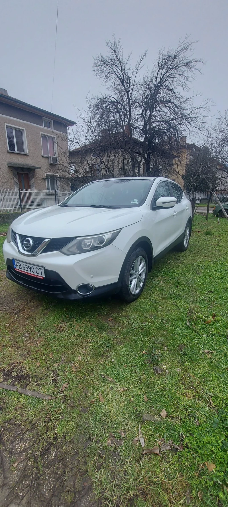 Nissan Qashqai, снимка 4 - Автомобили и джипове - 53234375