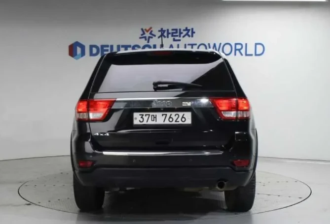 Jeep Grand cherokee 3.6 AWD - изображение 4