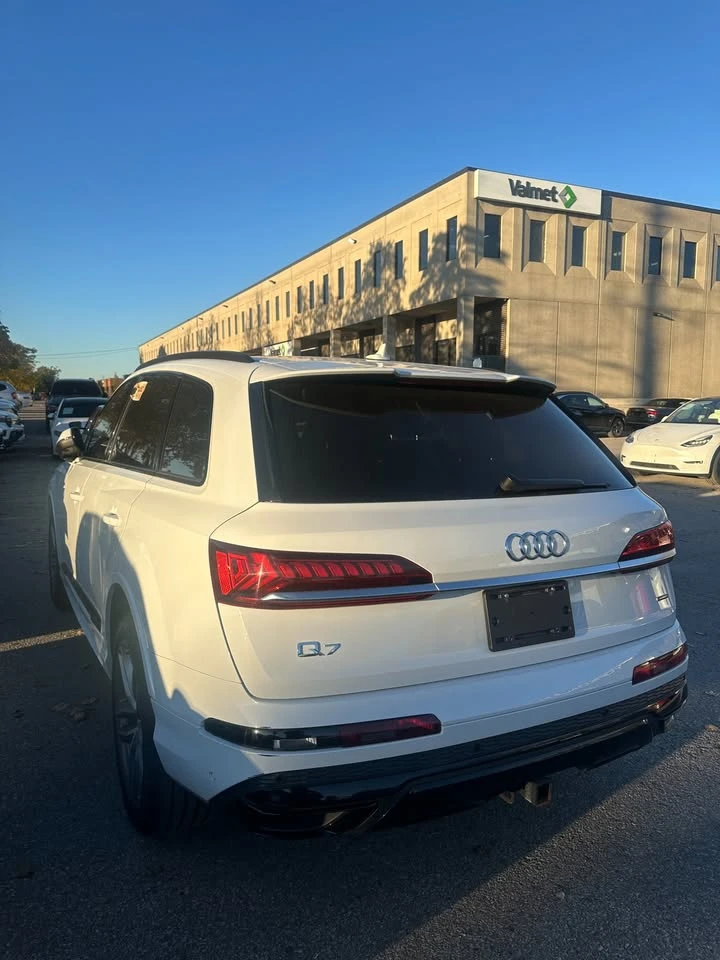 Audi Q7 S-LINE * TECHNIK * DIGITAL * ОБДУХ* B&O * CARFAX * - изображение 4