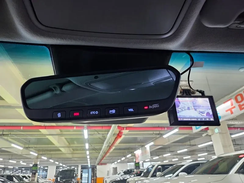 Hyundai Kona Electric Modern, снимка 16 - Автомобили и джипове - 56255396