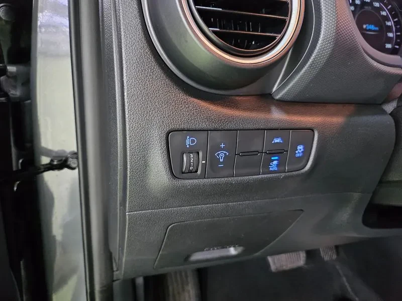 Hyundai Kona Electric Modern, снимка 13 - Автомобили и джипове - 56255396