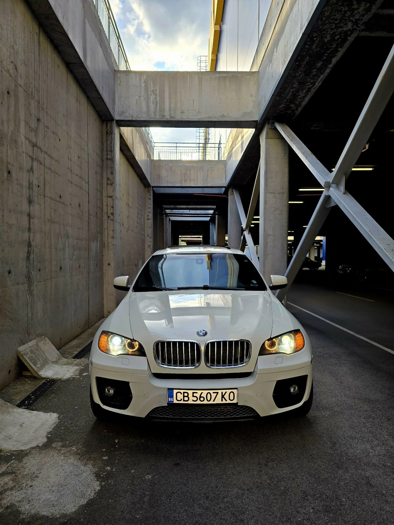 BMW X6 3.5D PANO* HARMON/KARDON* 20*  - изображение 3