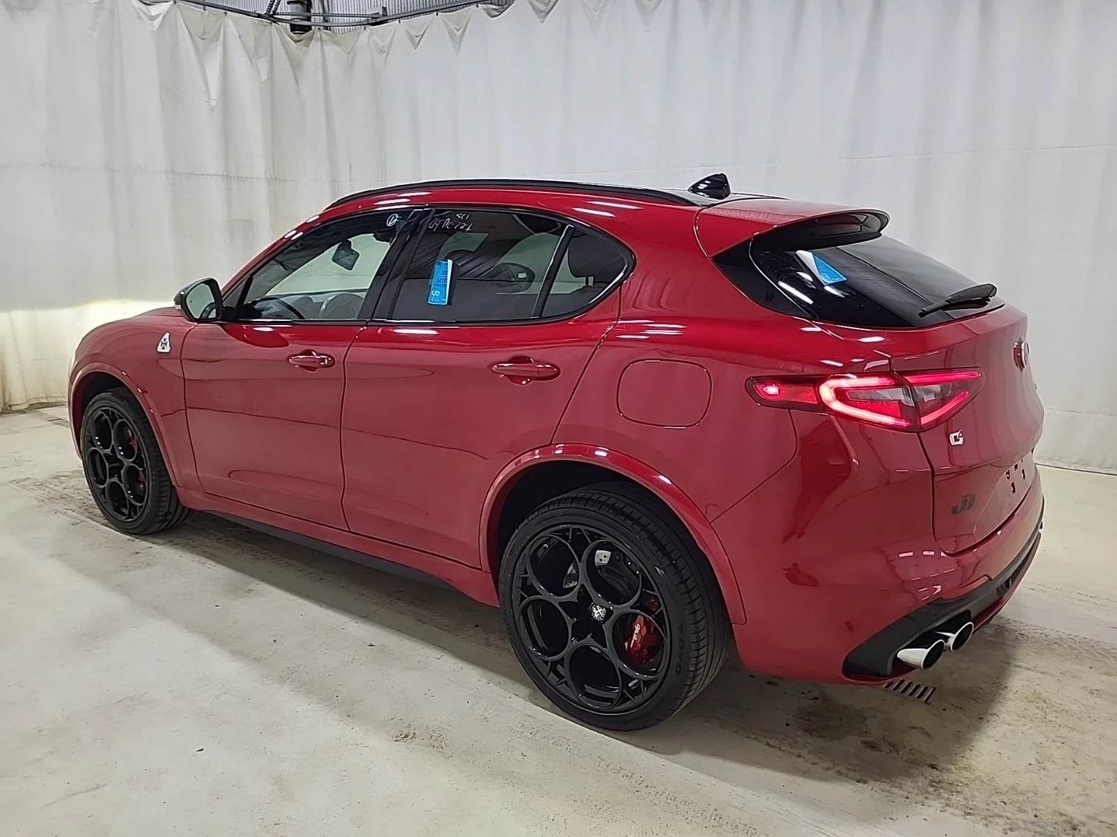Alfa Romeo Stelvio * QUADRIFOGLIO * CARFAX * АВТОКРЕДИТ - изображение 6