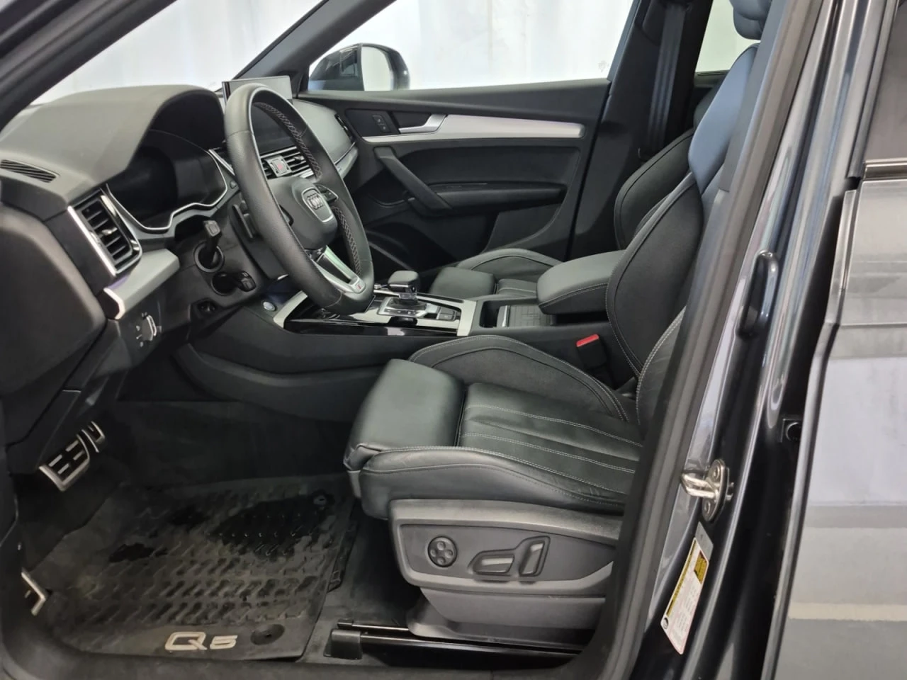 Audi Q5 * CARFAX * АВТО КРЕДИТ * ЦЕНА ДО БГ! - изображение 8