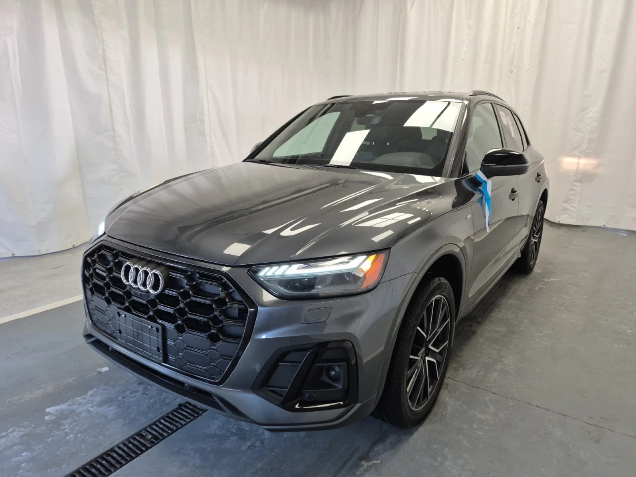 Audi Q5 * CARFAX * АВТО КРЕДИТ * ЦЕНА ДО БГ! - изображение 3