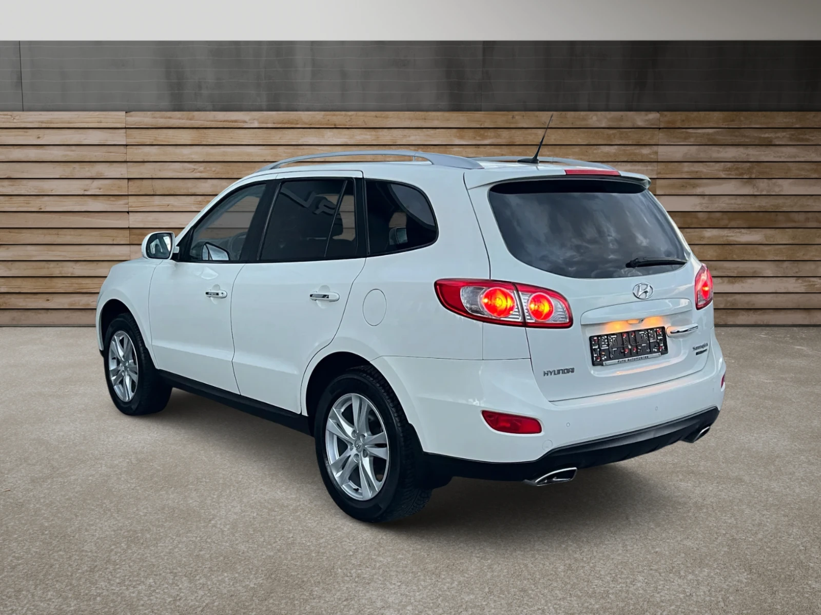 Hyundai Santa fe 2.2CRDi 4x4 Style ПРОЧЕТИ ОПИСАНИЕТО - изображение 4