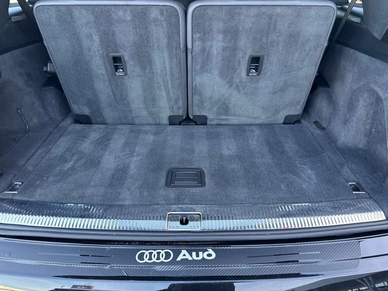 Audi Q7 Komfort 45 TFSI/ОБДУХВАНЕ/ДИСТРОНИК/ПАНОРАМА/360, снимка 16 - Автомобили и джипове - 53749571