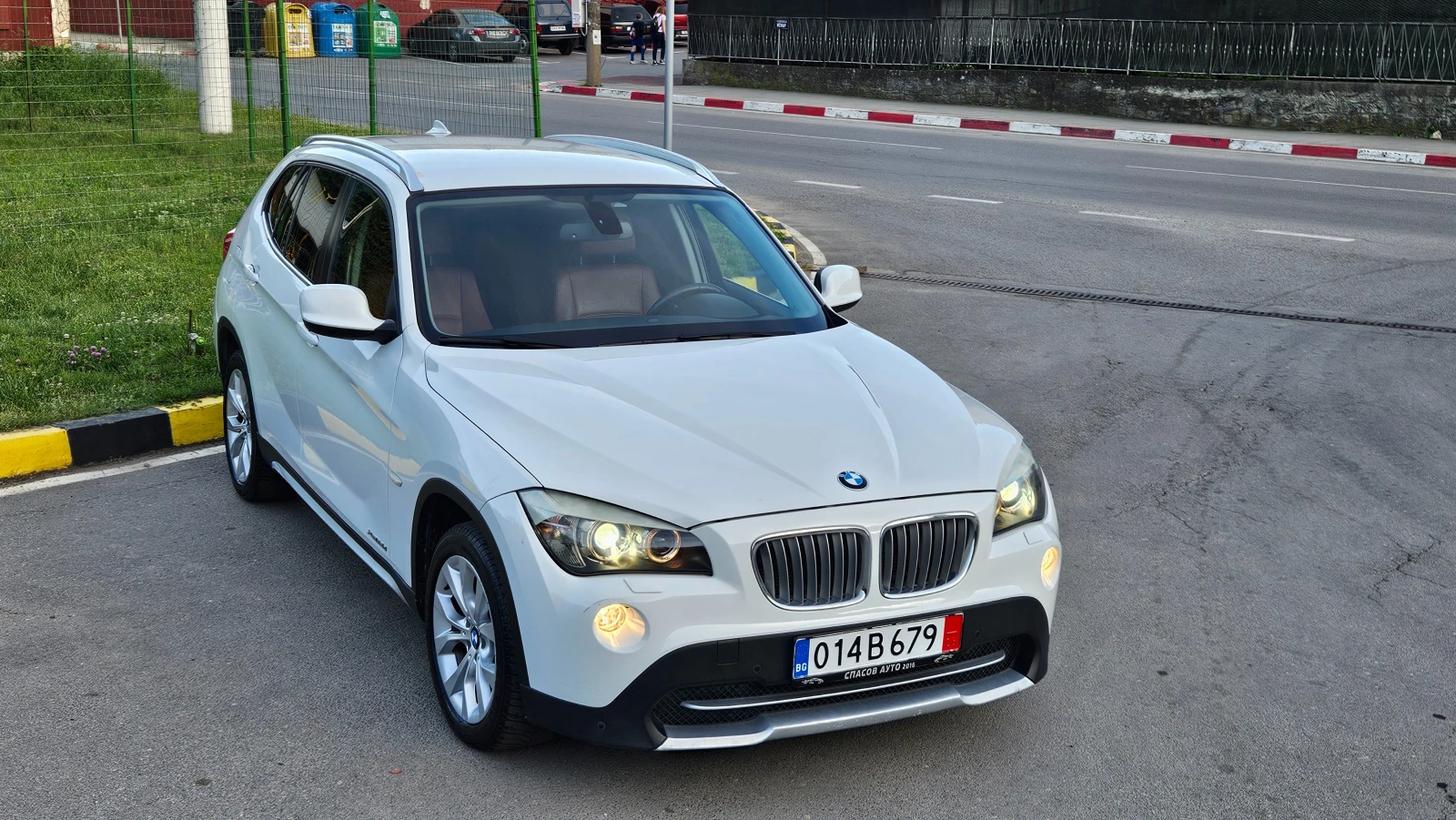 BMW X1 Avtomat/X-drive/Navigacia/Top sustoqnie, снимка 8 - Автомобили и джипове - 54723081