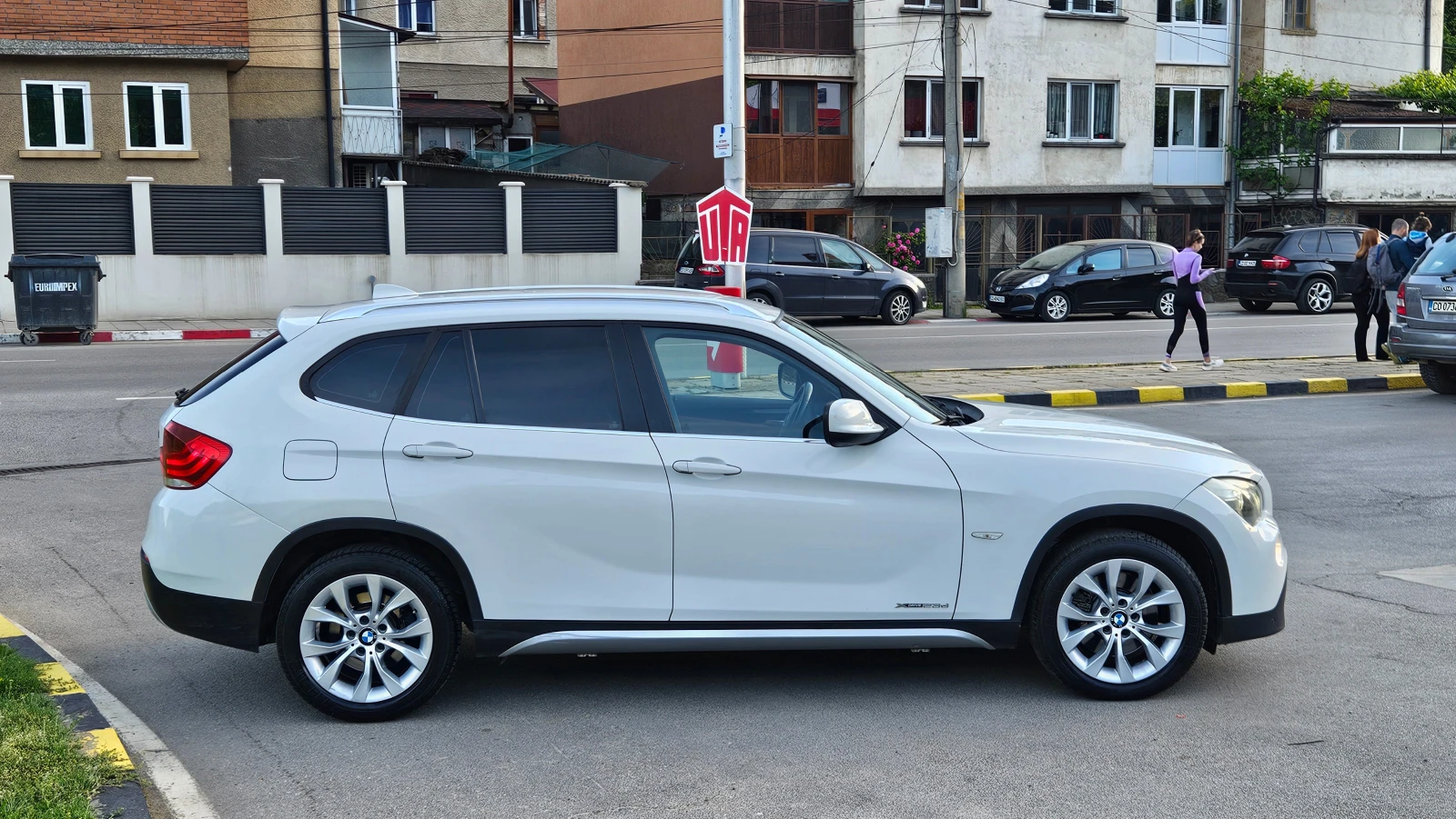 BMW X1 Avtomat/X-drive/Navigacia/Top sustoqnie, снимка 6 - Автомобили и джипове - 54723081