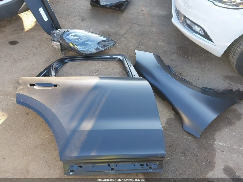Porsche Cayenne 3.0L V-6 DI, DOHC, VVT, TURBO, 335HP All Wheel | Mobile.bg � ����������� 12