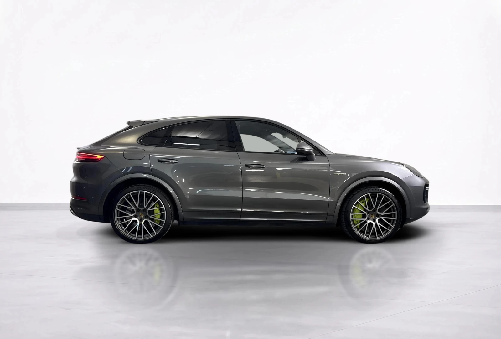 Porsche Cayenne Turbo S E-Hybrid, снимка 4 - Автомобили и джипове - 55476694