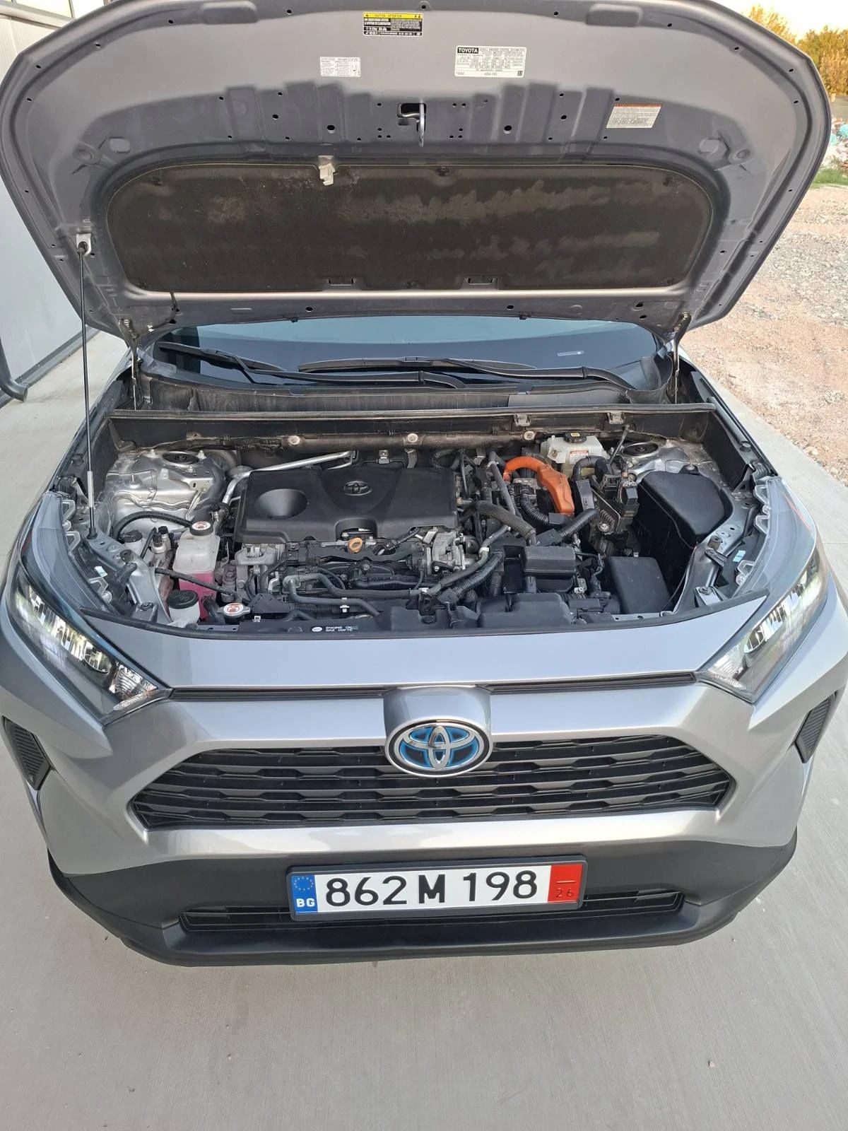 Toyota Rav4 2.5 Hybrid AWD, снимка 15 - Автомобили и джипове - 56020429