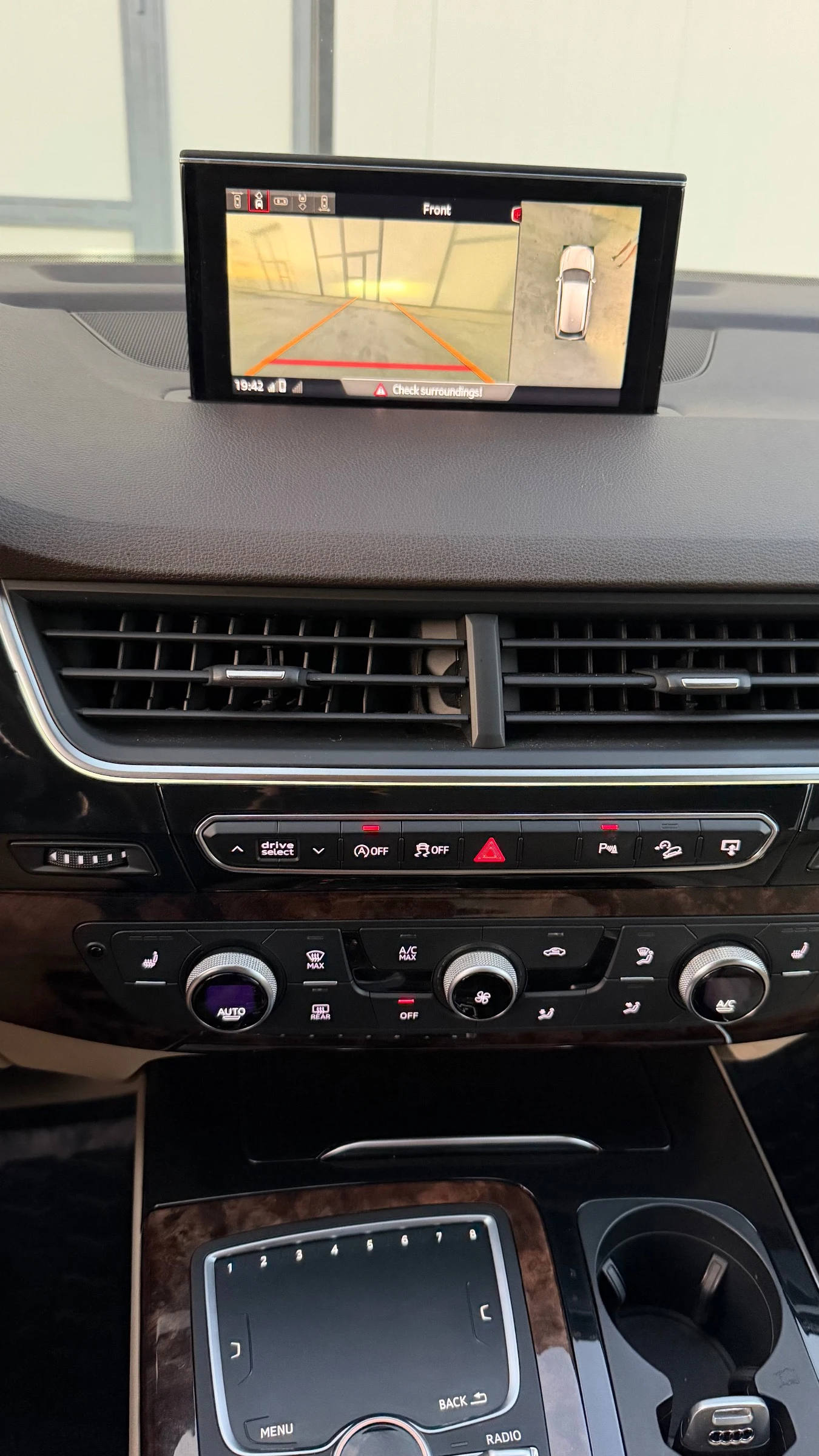 Audi Q7 3.0 TFSI, снимка 11 - Автомобили и джипове - 56066182