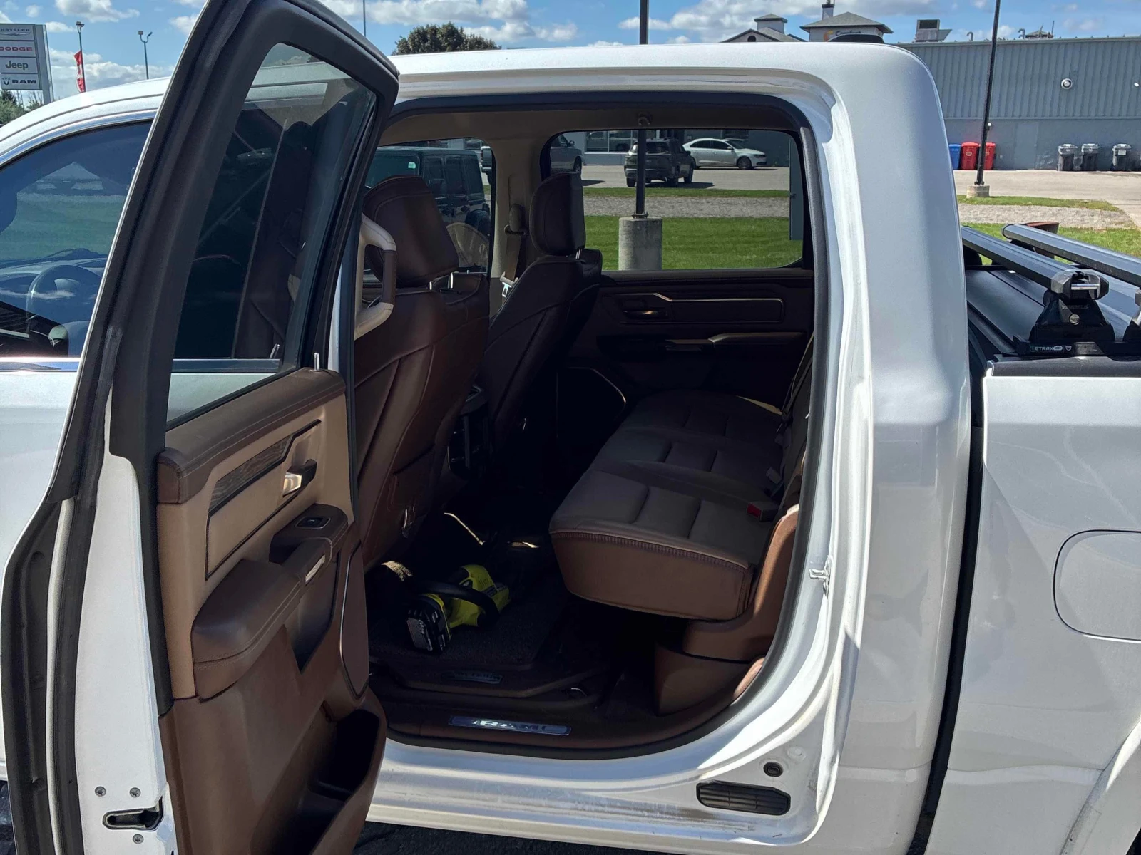 Dodge RAM 1500 * Longhorn * CARFAX * ЦЕНА ДО БГ, снимка 14 - Автомобили и джипове - 56139667