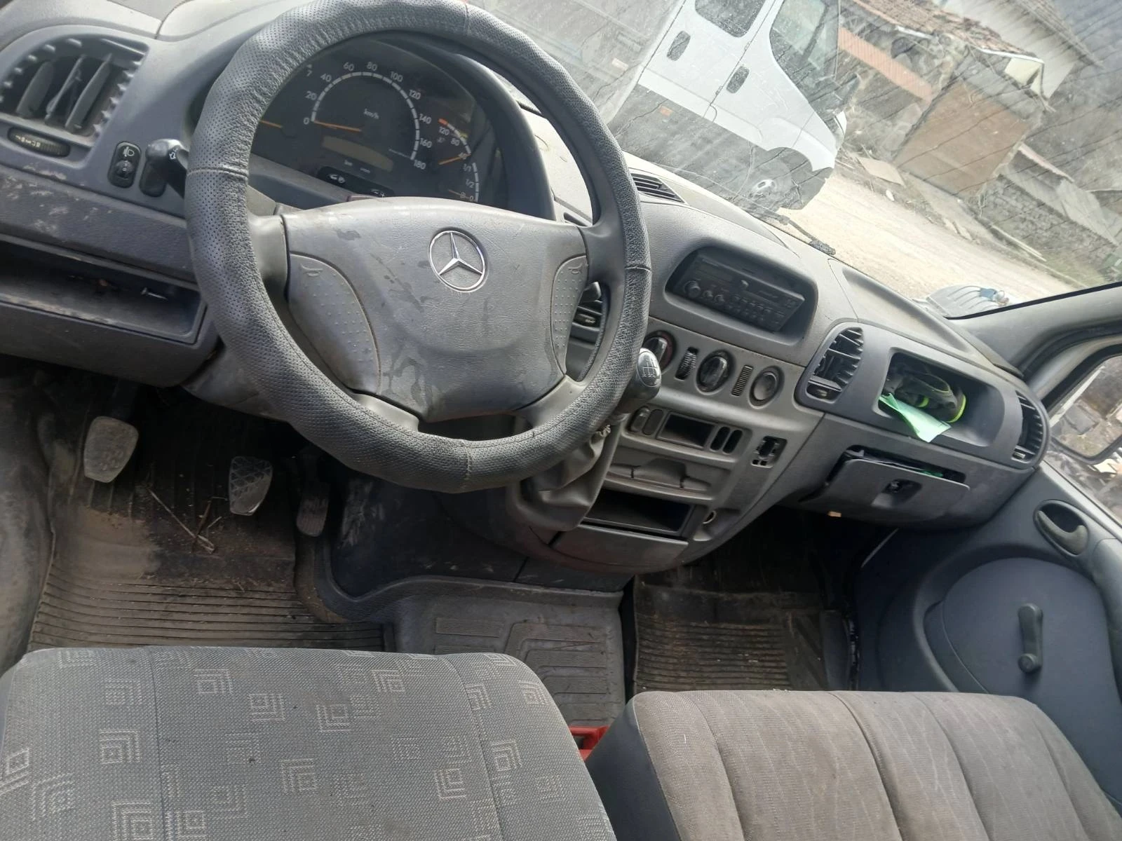 Mercedes-Benz Sprinter, снимка 8 - Бусове и автобуси - 53865632