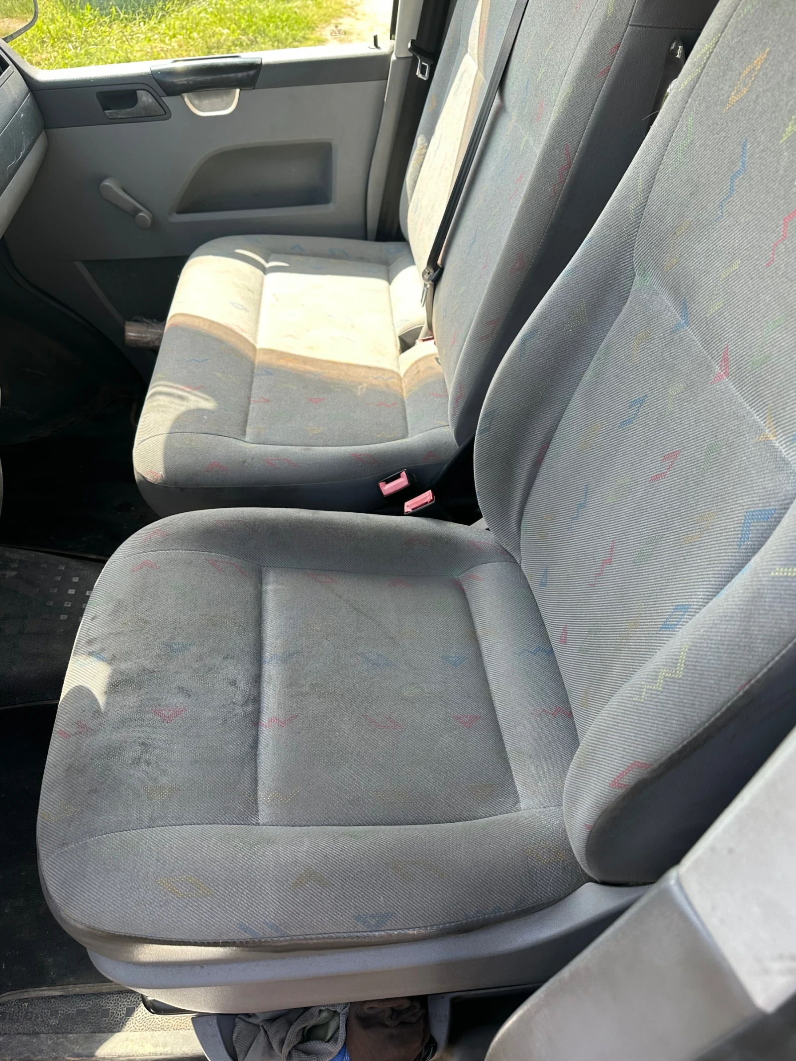 VW T5 1.9TDI, снимка 10 - Бусове и автобуси - 54697232