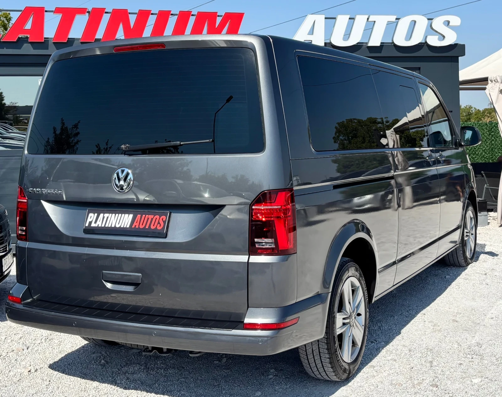 VW Transporter 2.0TDI/204K.C./9 МЕСТЕН/LONG/ПОДГРЕВ/NAVI/FULL, снимка 5 - Бусове и автобуси - 56325858