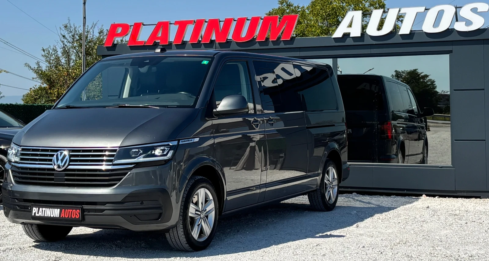 VW Transporter 2.0TDI/204K.C./9 МЕСТЕН/LONG/ПОДГРЕВ/NAVI/FULL, снимка 3 - Бусове и автобуси - 56325858