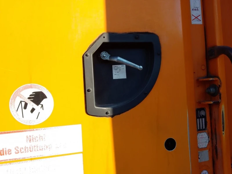 Scania P 380 Специализиран автомобил за смет в добро техн . със, снимка 17 - Камиони - 53129205