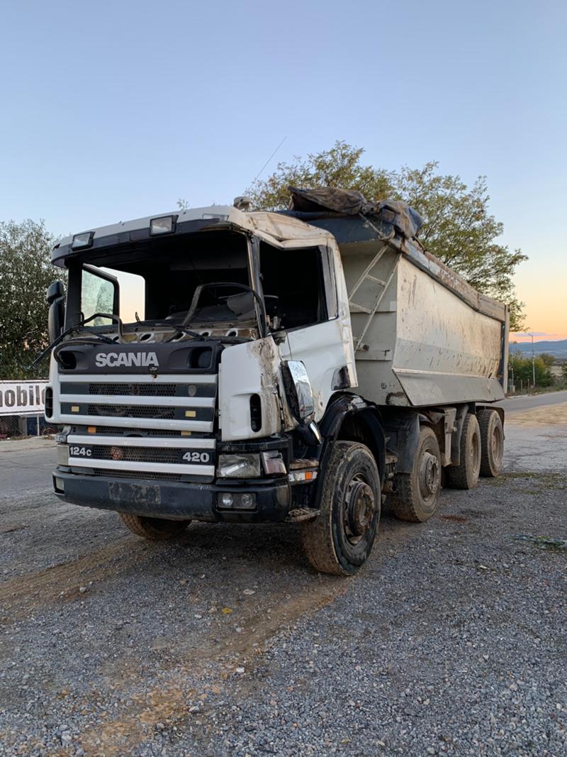 Scania 124 8X4 НА ЧАСТИ, снимка 2 - Камиони - 37005029