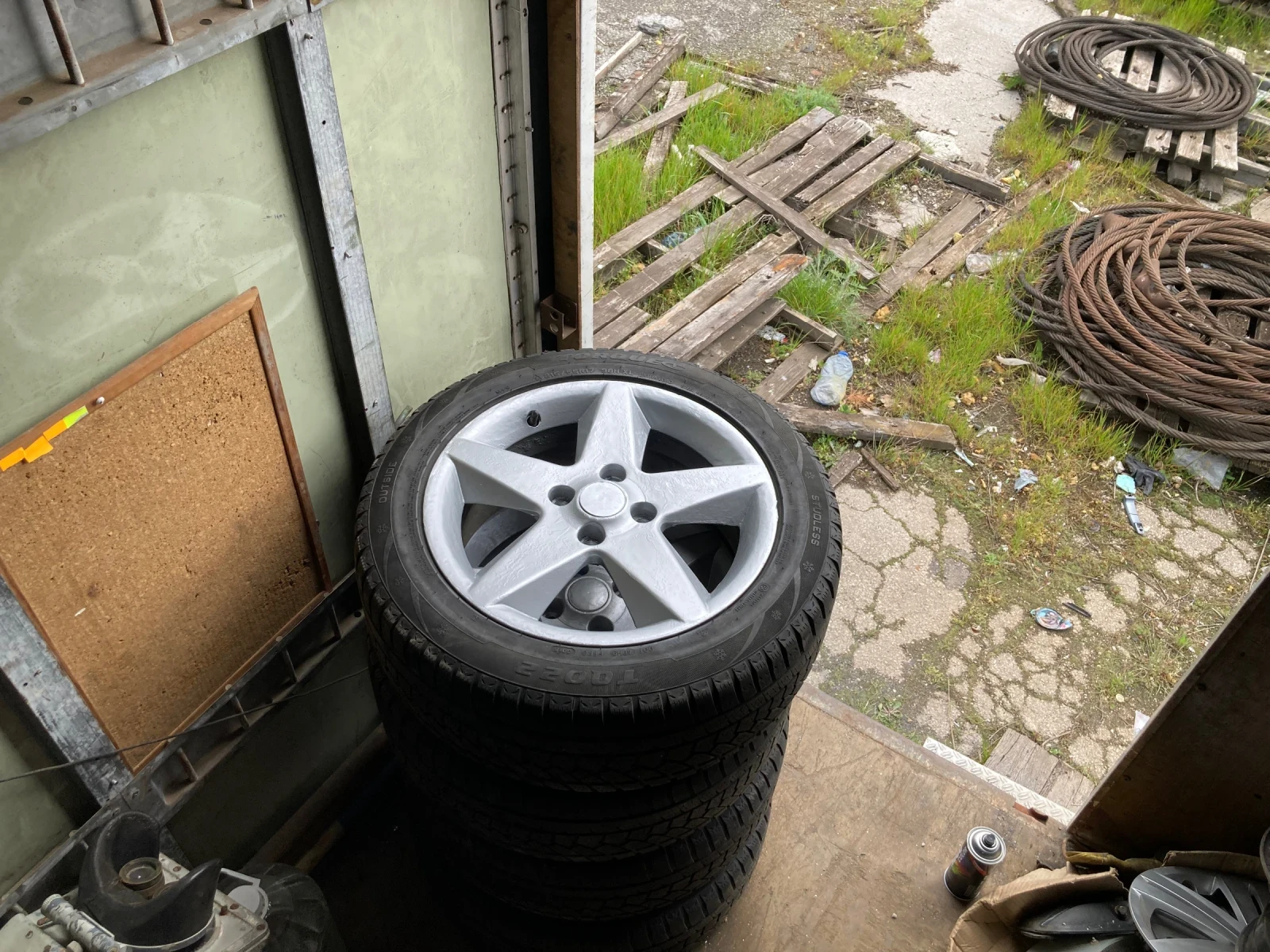 ���� � ������ 205/55R17 | Mobile.bg � ����������� 1