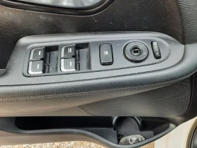 Kia Carens 1.7 crdi 130 x.km. avtom, снимка 12