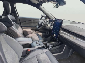 Ford Mustang Mach-E BEV 98 kWh, снимка 12